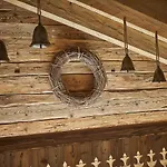 Chalet Dirndl Und Buam